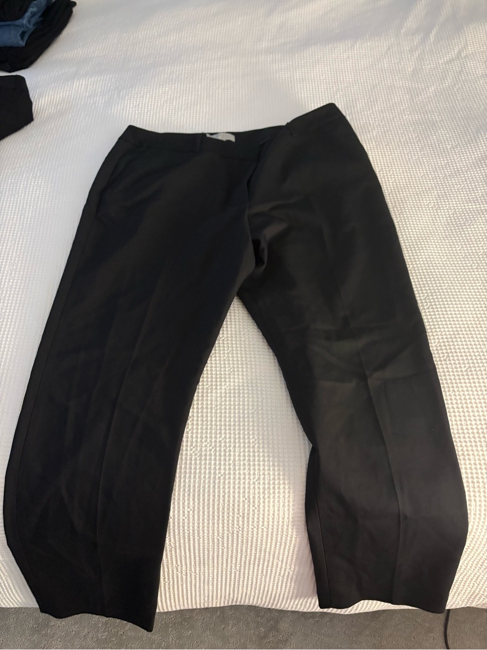 Hobbs Quinn Women's Black Cropped Dress Pants - Classic Ankle Trousers